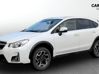 Vit (white) Begagnad 2016 Subaru XV SUV | 129 900 kr (Dyr)