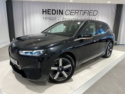 Svart Begagnad 2022 BMW iX Sport Line SUV | 609 900 kr (Dyr)