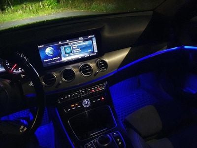 Mercedes E200
