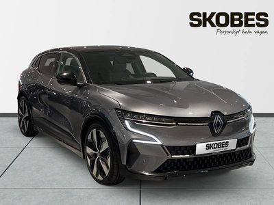 Grå Begagnad 2023 Renault Mégane IV Techno | 269 100 kr (Marknadspris)