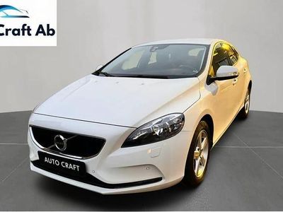 Begagnad Volvo V40 Kinetic 120 HK (88 kW) 2017 Vit Kombi