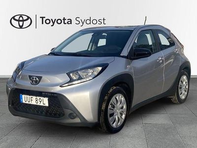 Begagnad Toyota Aygo X Play 72 HK (52 kW) 2023 Silver SUV