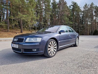 begagnad Audi A8 4.2 V8 Luftfjädr Drag Pano Nav Bose Keyless Lågmil