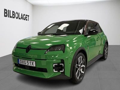 Grön Begagnad 2025 Renault 5 E-Tech Techno Halvkombi | 369 800 kr (Bra pris)