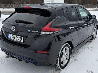 Begagnad 2021 Nissan Leaf N-Connecta Halvkombi | 159 000 kr (Bra pris)