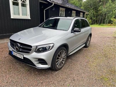 Mercedes GLC220