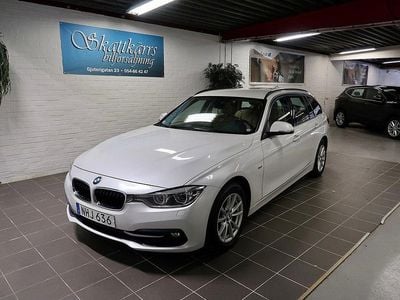 Begagnad BMW 320 Sport Line 190 HK (139 kW) 2016 Vit Kombi