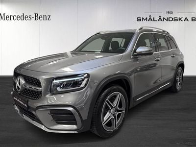 Mercedes GLB220