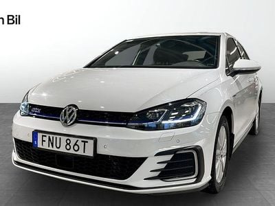 Pure white Begagnad 2020 VW Golf VII GTE | 219 900 kr (Marknadspris)