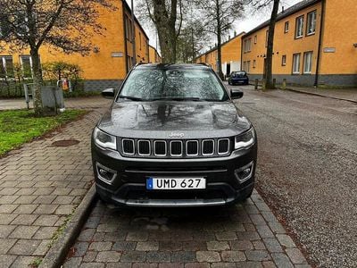 Begagnad Jeep Compass 170 HK (125 kW) 2018 Grå SUV