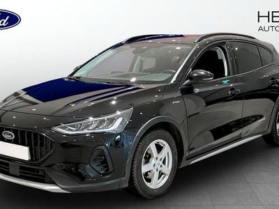 Svart Begagnad 2023 Ford Focus Active | 189 900 kr