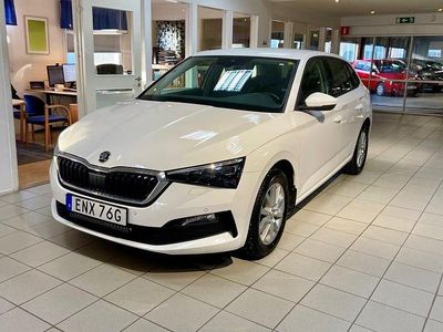 Begagnad Skoda Scala Style 90 HK (66 kW) 2022 Vit Halvkombi