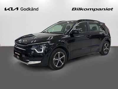 Svart (aurora black pearl ) Begagnad 2024 Kia Niro SUV | 329 900 kr (Bra pris)