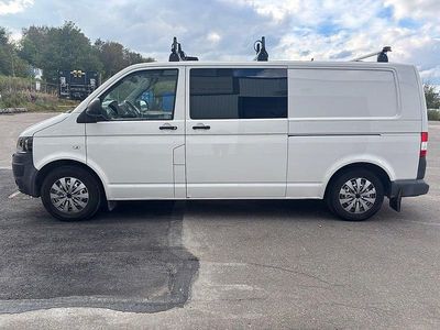 Vit Begagnad 2011 VW Transporter Van | 95 000 kr (Lite dyr)