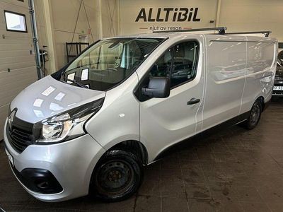 Begagnad Renault Trafic 125 HK (91 kW) 2017 Silver Minibuss