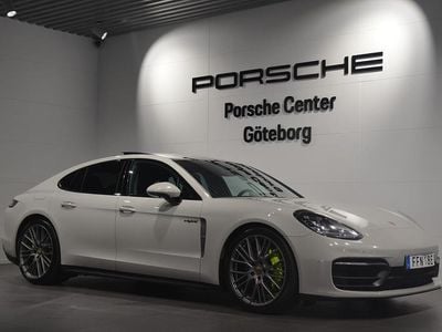 Porsche Panamera 4