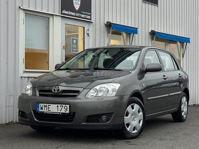 Grå Begagnad 2004 Toyota Corolla Halvkombi | 69 900 kr (Lite dyr)