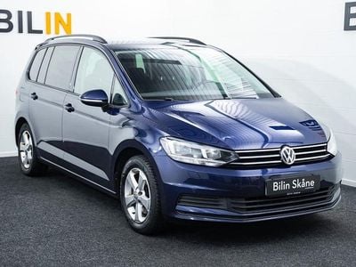 Begagnad VW Touran 150 HK (110 kW) 2016 Blå Minibuss