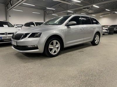 Begagnad Skoda Octavia Ambition 116 HK (85 kW) 2018 Silver Kombi