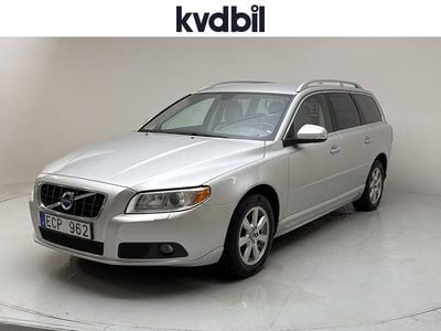 Ljusgrå Begagnad 2011 Volvo V70 Kombi | 74 000 kr