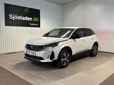 Vit Begagnad 2021 Peugeot 3008 SUV | 229 900 kr (Marknadspris)