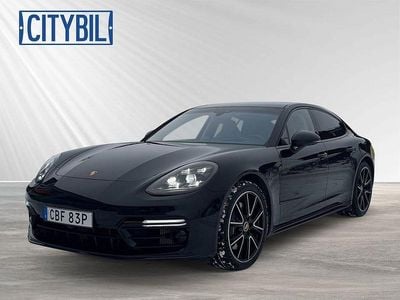 Jet black metallic Begagnad 2023 Porsche Panamera 4 Platinum Edition Sedan | 969 700 kr (Lite dyr)