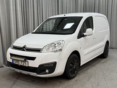 Vit Begagnad 2017 Citroën Berlingo Minibuss | 79 900 kr (Marknadspris)