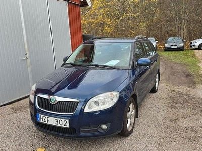 Blå Begagnad 2009 Skoda Fabia Kombi | 35 000 kr (Marknadspris)