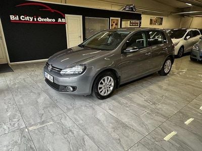 Grå Begagnad 2011 VW Golf VII Halvkombi | 64 900 kr (Marknadspris)