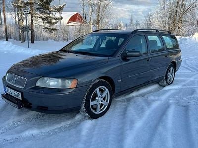 Begagnad 2006 Volvo V70 Kombi | 69 000 kr (Dyr)