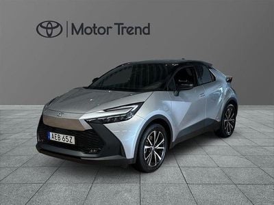 Silver Ny 2025 Toyota C-HR Style SUV | 429 900 kr (Marknadspris)