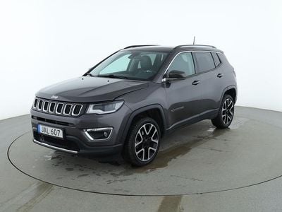 Grå Begagnad 2018 Jeep Compass Limited SUV | 205 000 kr (Lite dyr)