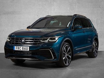 Mörkblå (blå) Begagnad 2022 VW Tiguan R-line SUV | 349 000 kr (Marknadspris)