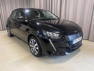Begagnad Peugeot e-208 Active 100 kW (136 HK) 2020 Svart Halvkombi