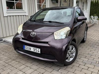 Toyota iQ
