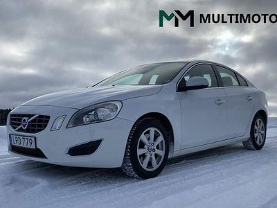 Begagnad Volvo S60 Summum 180 HK (132 kW) 2011 Vit Sedan