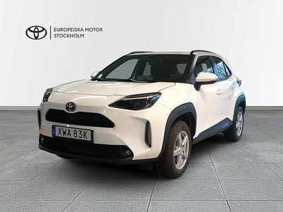Vit Begagnad 2024 Toyota Yaris Cross Active SUV | 309 900 kr (Marknadspris)