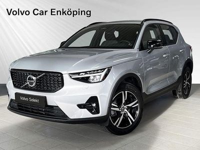 Silver Begagnad 2024 Volvo XC40 Plus SUV | 389 900 kr (Marknadspris)