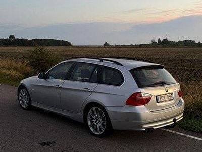 BMW 325