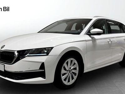 Vit Begagnad 2025 Skoda Octavia Selection Kombi | 289 900 kr (Bra pris)