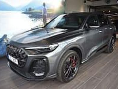 Grå Begagnad 2025 Audi Q5 Sport SUV | 779 000 kr