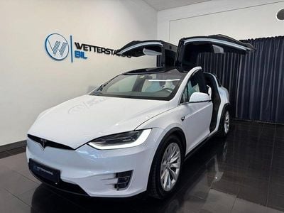Begagnad Tesla Model X 311 kW (423 HK) 2018 Vit SUV