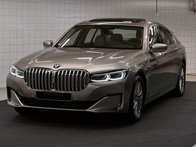 BMW 745