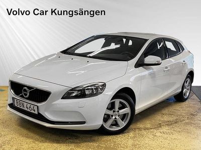 Vit Begagnad 2017 Volvo V40 Business Edition Halvkombi | 189 800 kr (Marknadspris)