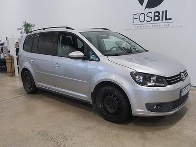 Begagnad VW Touran 105 HK (77 kW) 2011 Silver Minibuss