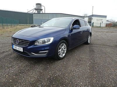 Blå Begagnad 2015 Volvo V60 Ocean Race Kombi | 159 900 kr (Marknadspris)