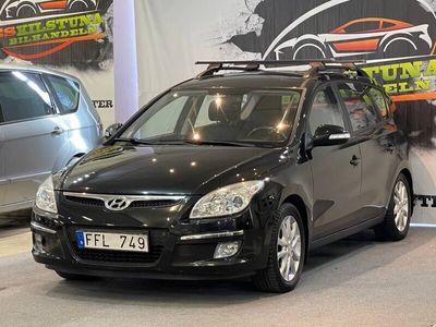 begagnad Hyundai i30 1.6 AUTOMAT 126HK HANDIKAPPANPASSAD BIL DRAG NY BESIKTAD