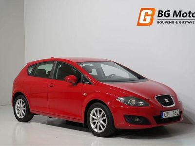 Begagnad Seat Leon Style 105 HK (77 kW) 2010 Röd Halvkombi