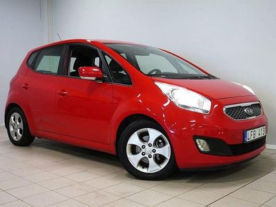 Röd Begagnad 2011 Kia Venga Halvkombi | 48 900 kr (Marknadspris)