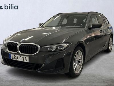 Begagnad BMW 330 Sport Line 292 HK (214 kW) 2023 Grå Kombi